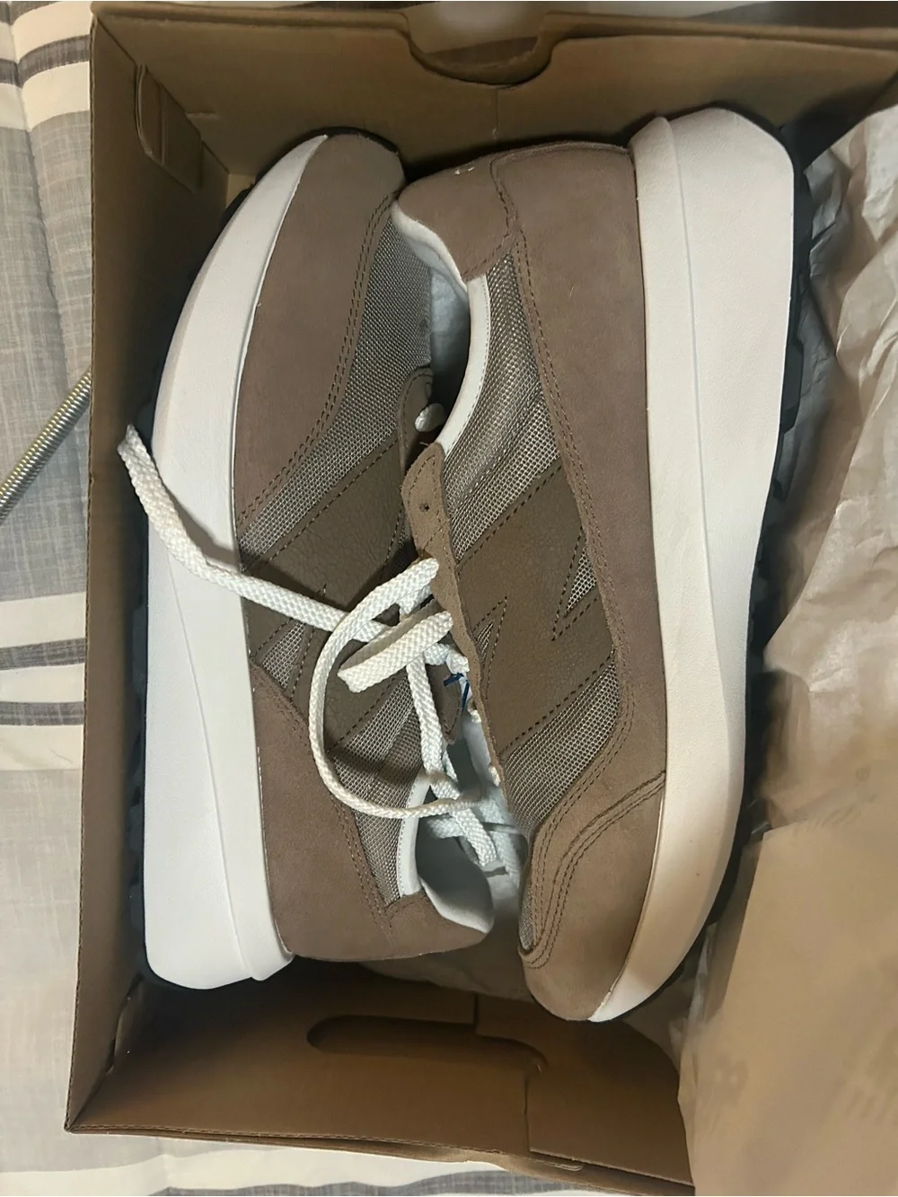 New Balance Men's Taupe and White Casual Sneakers, New w/ Tags